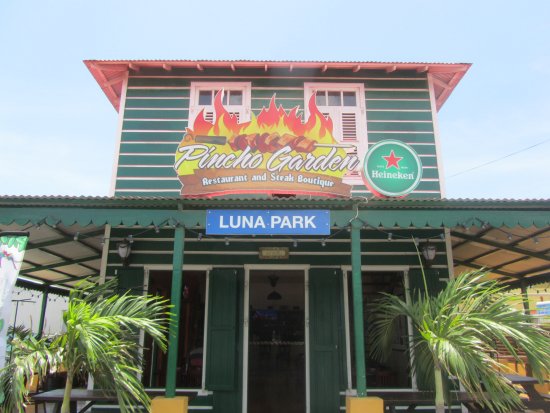 Pincho Garden Caracasbaaiweg